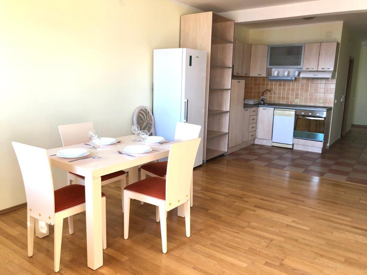 Petrovac Holiday Apartments 2 Exteriör bild